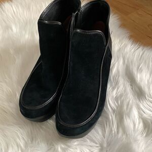 L'Amour Des Pieds, the Hesper Suede Chukka Booties black size 11 m women’s